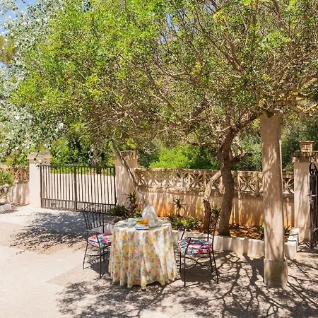 Mit Privatpool Fuer 6 Personen Ca 130 M In Cala Figuera, Balearen Mallorca Santanyi